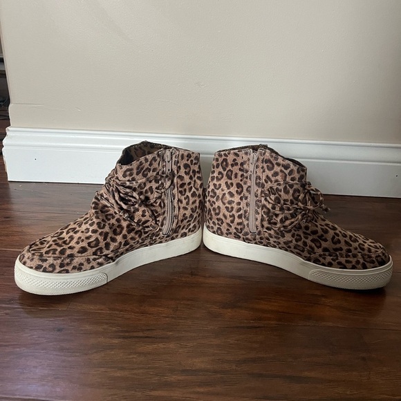 Very G Ursula Wedge Leopard print shoe-Size 9 - Picture 6 of 11